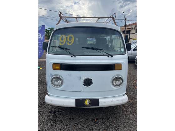 VOLKSWAGEN KOMBI 1.6 MI STD 8V GASOLINA 3P MANUAL